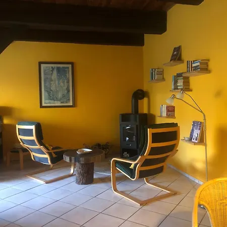 Buechertraeume Apartment